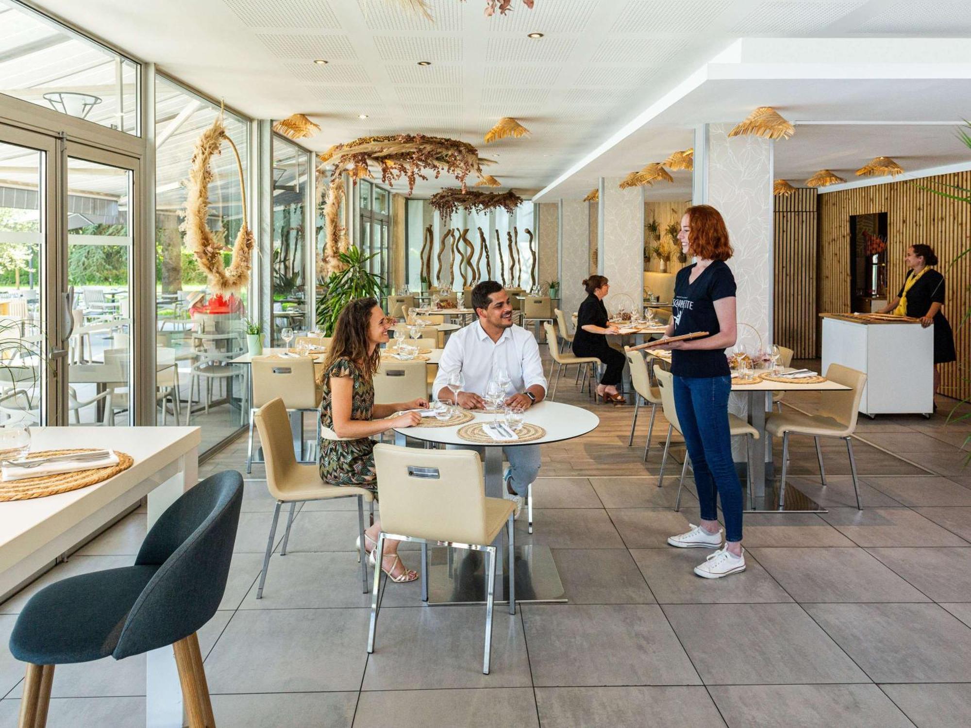 Novotel Pau Pyrénées Lescar Extérieur photo